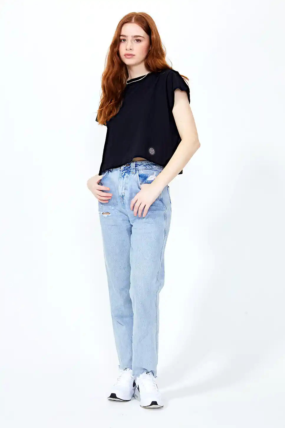 Izzy Short Sleeve Crop Boxy T-Shirt Black