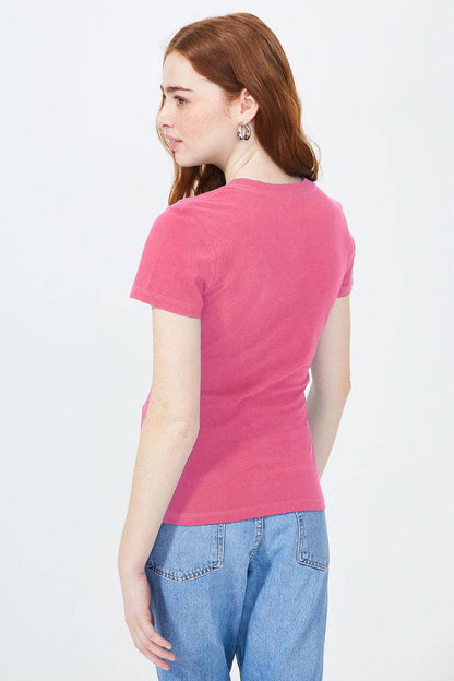 Olivia Short Sleeve V Neck T-Shirt Razr Pink
