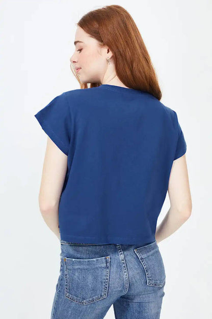 Izzy Short Sleeve Crop Boxy T-Shirt Navy